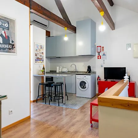 The Concierge - Antero Quental * Porto