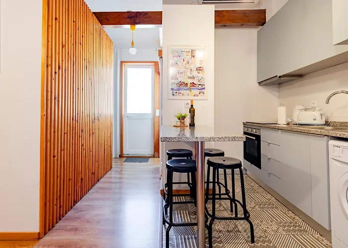 The Concierge - Antero Quental