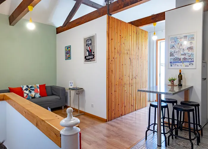 The Concierge - Antero Quental *