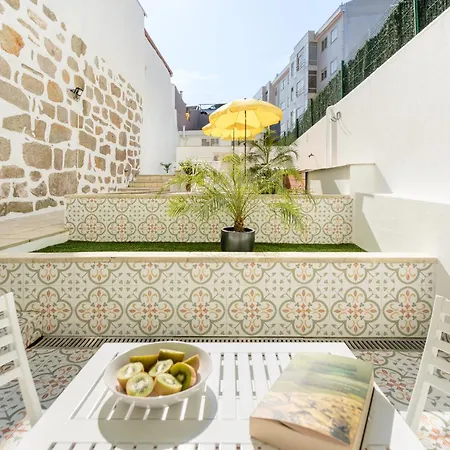 The Concierge - Antero Quental * Porto