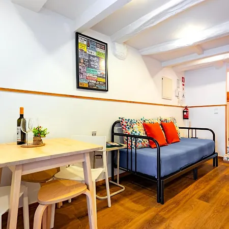 The Concierge - Antero Quental Apartment