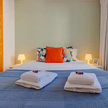 The Concierge - Antero Quental Porto